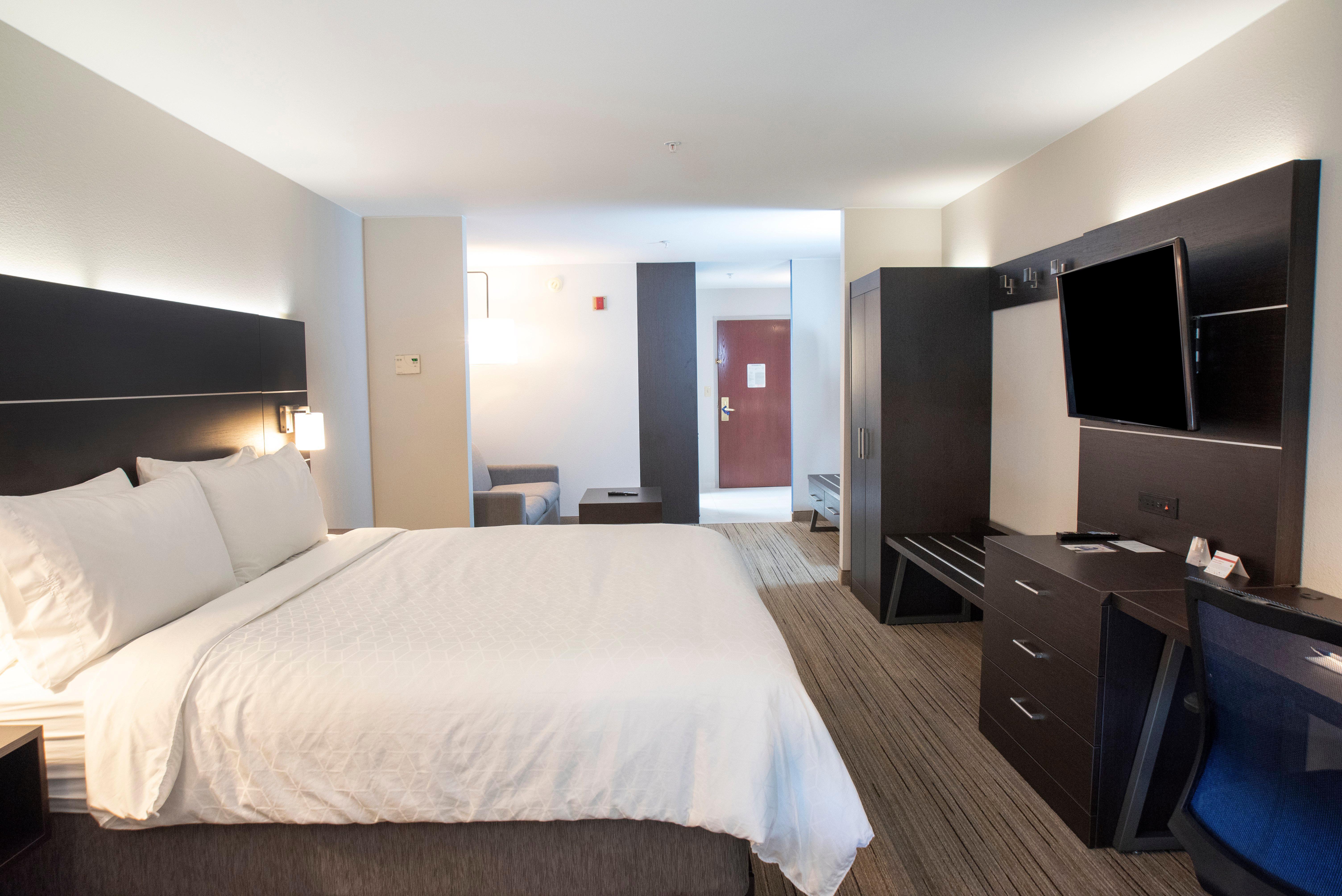 Express & By Ihg Hotel