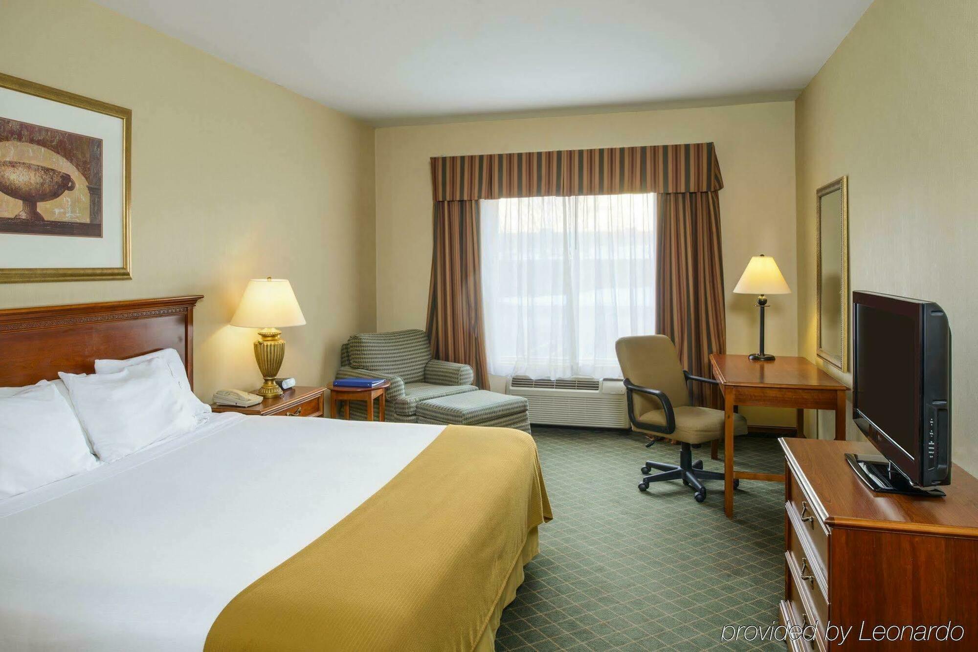 Express & By Ihg Hotel Chester