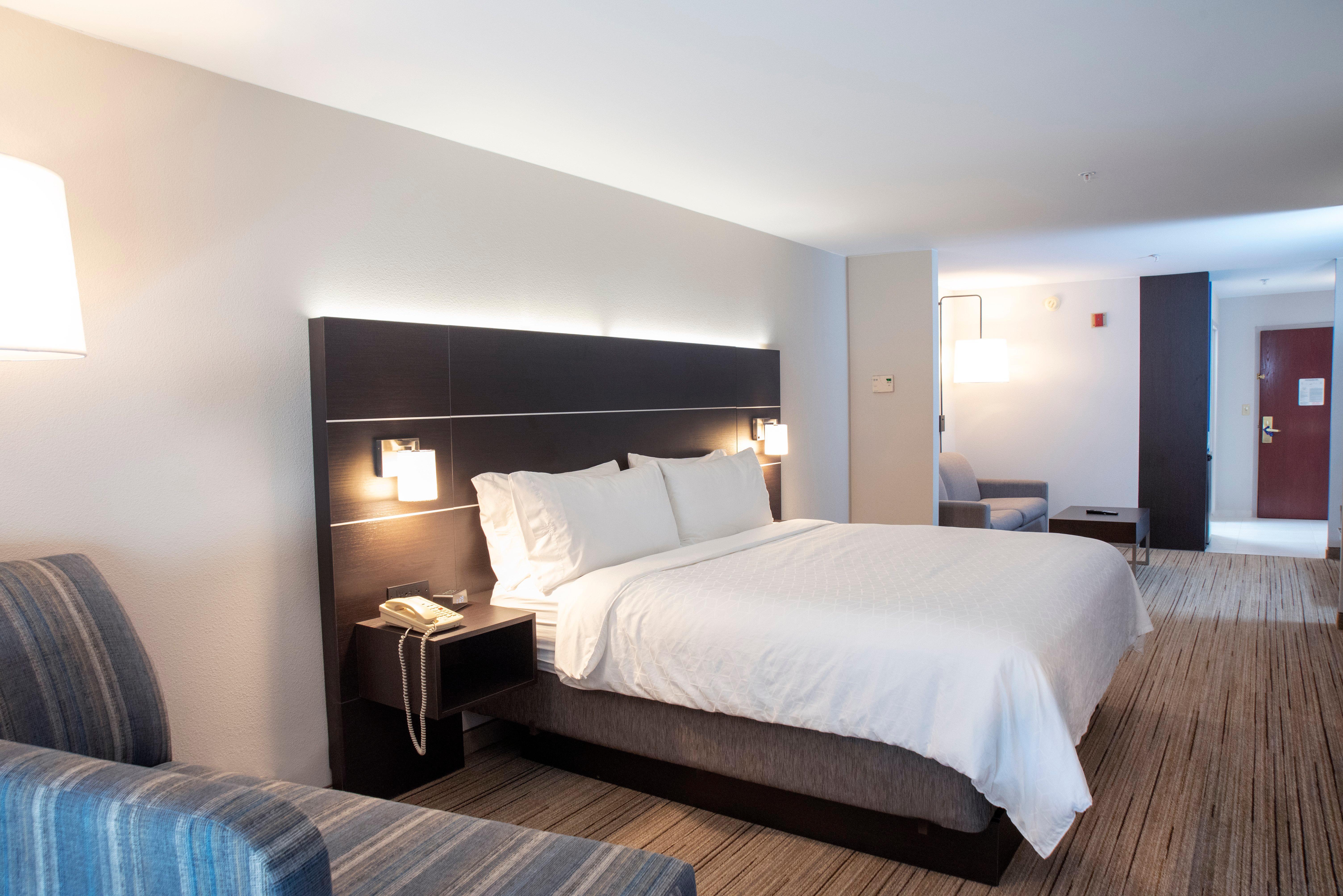 Hotel Express & By Ihg