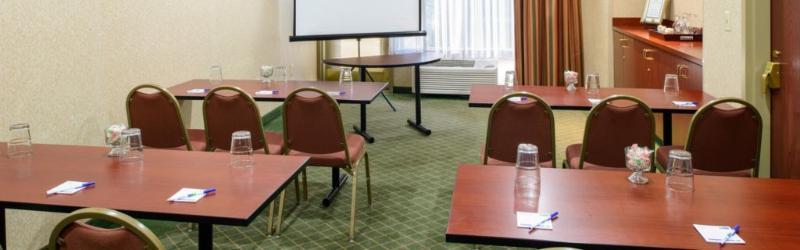 Express & By Ihg 2* Chester
